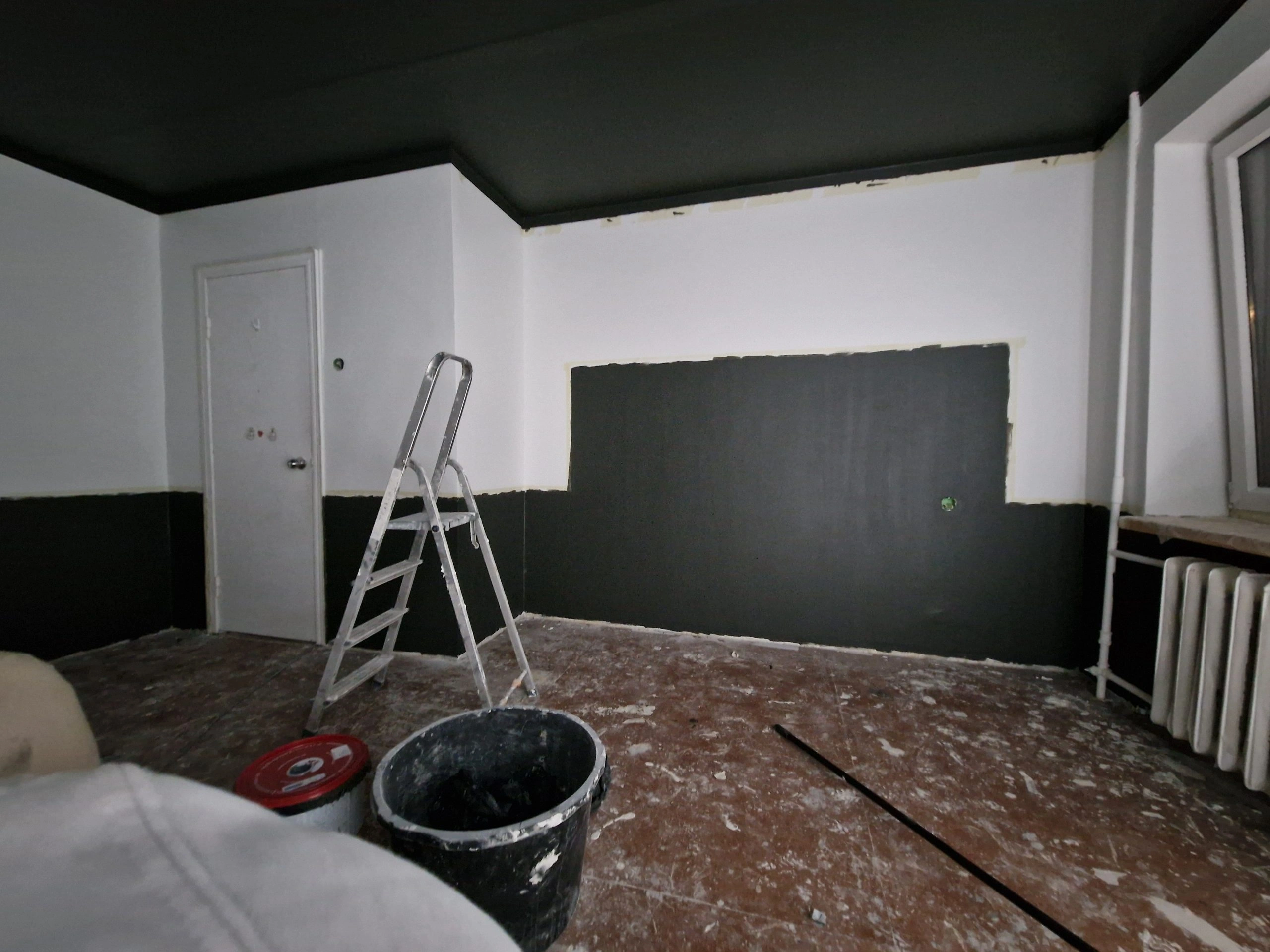 Bedroom — 27