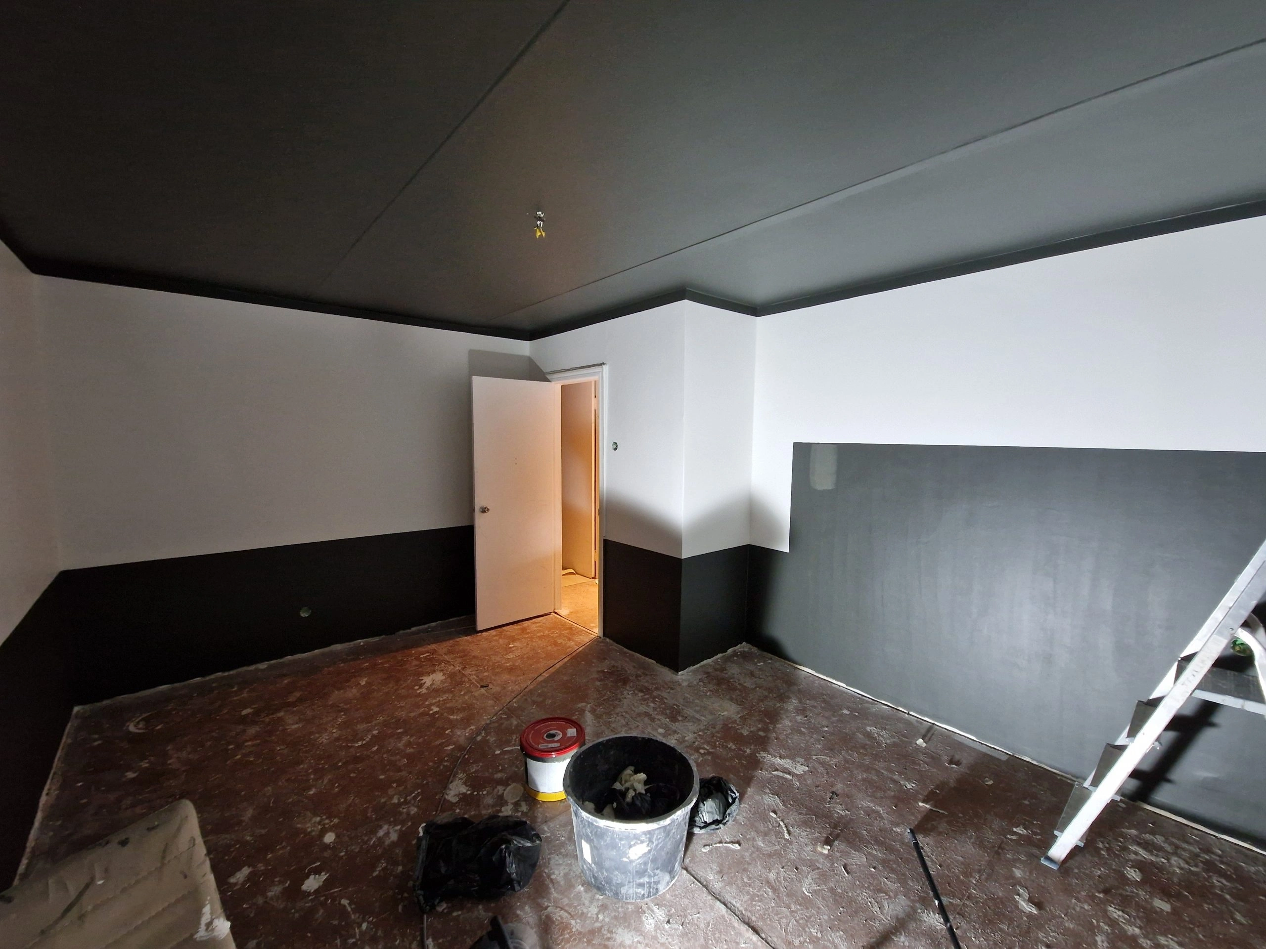 Bedroom — 28