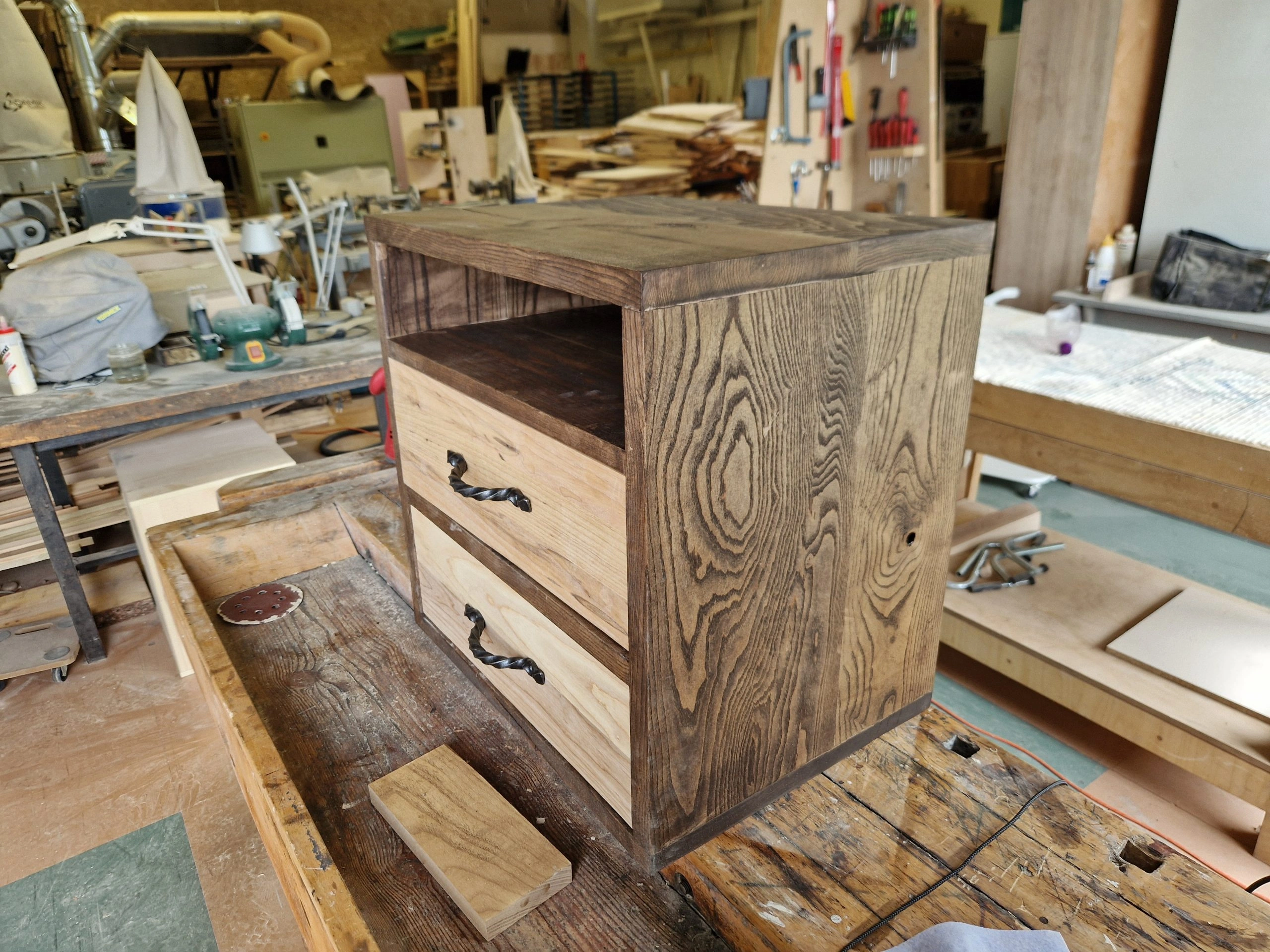 Nightstands — 12