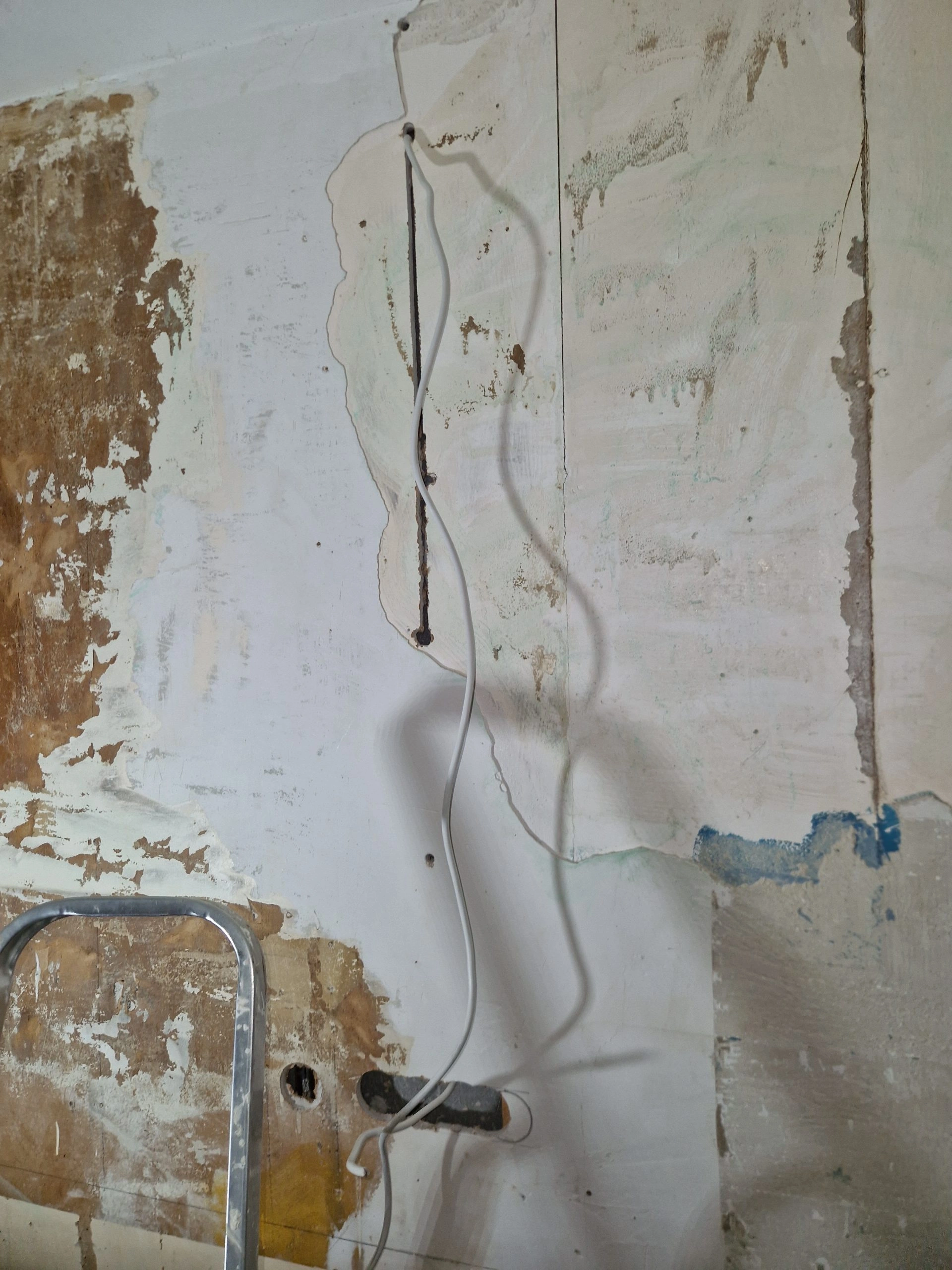 Kitchen — 10