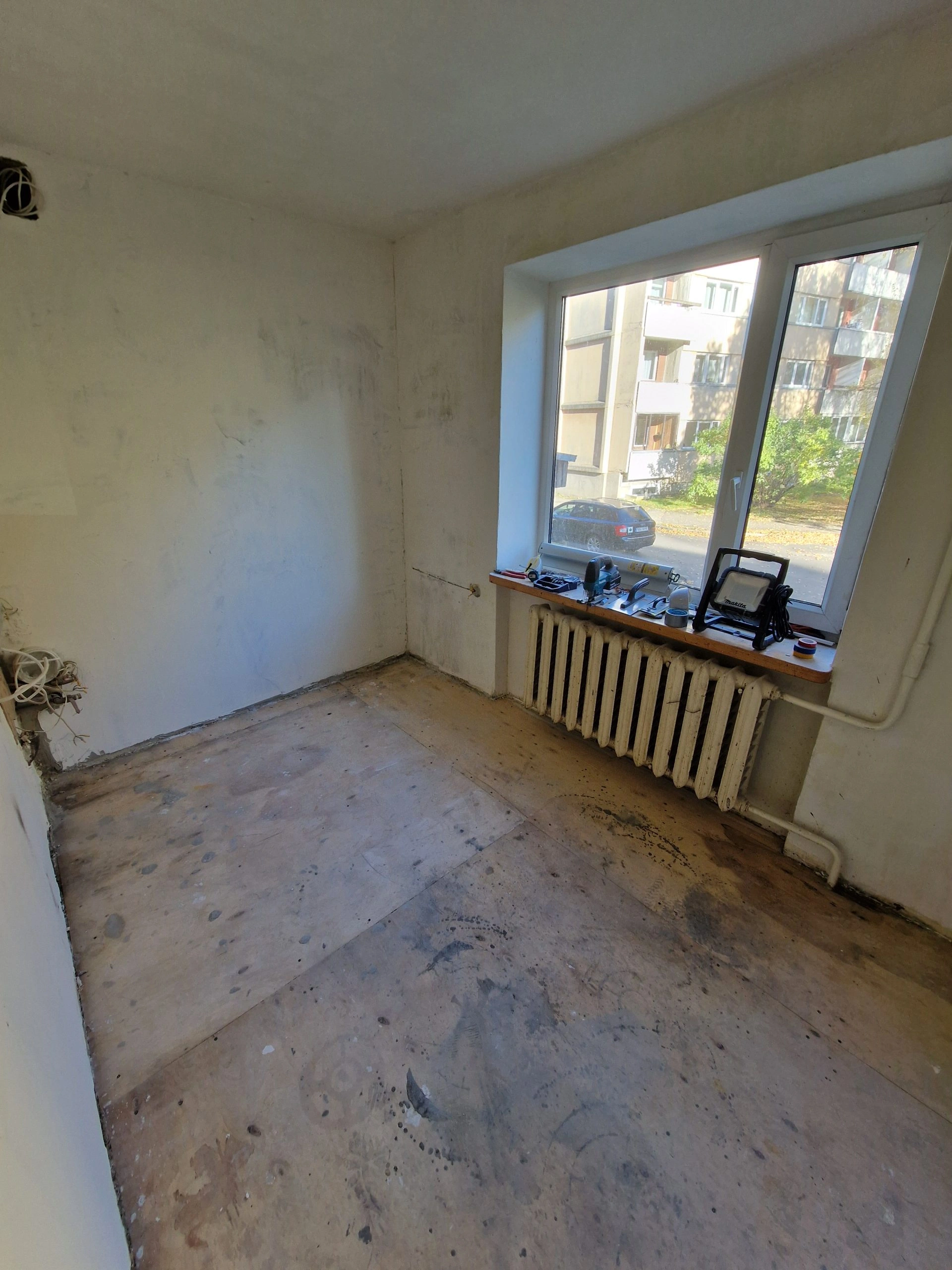 Kitchen — 15
