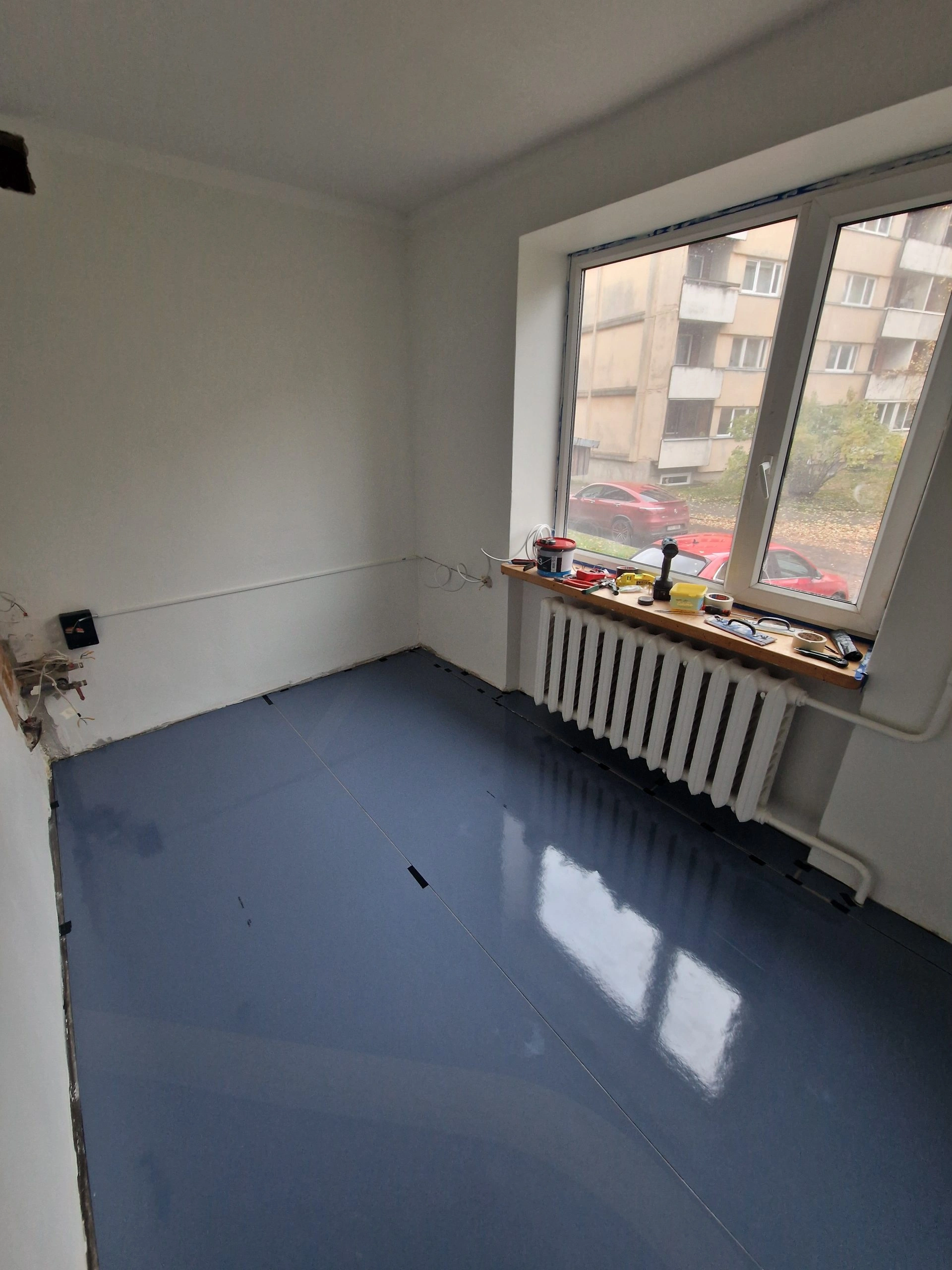 Kitchen — 28