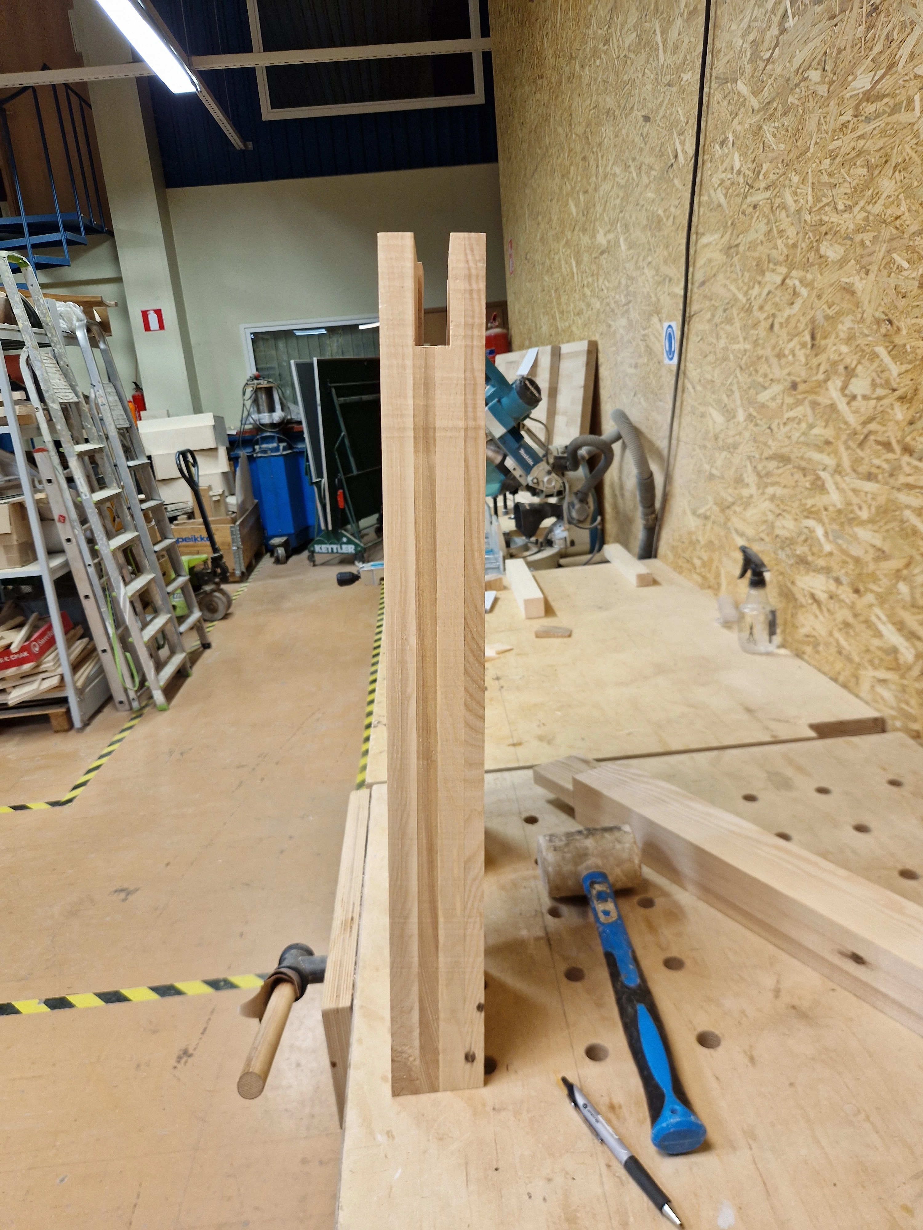 Dining Table MKII — Table legs Vertical & Top pieces — 8