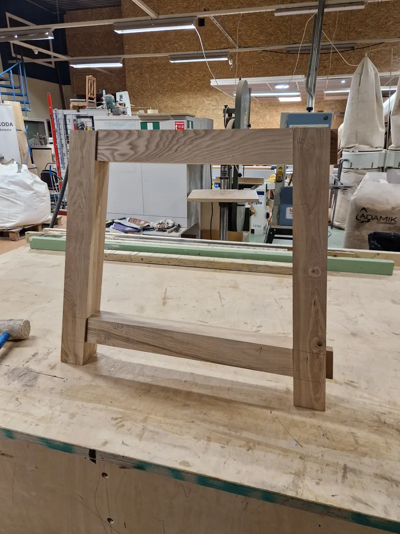 Dining Table Mk2 — Table legs Mortise and tenon (5)