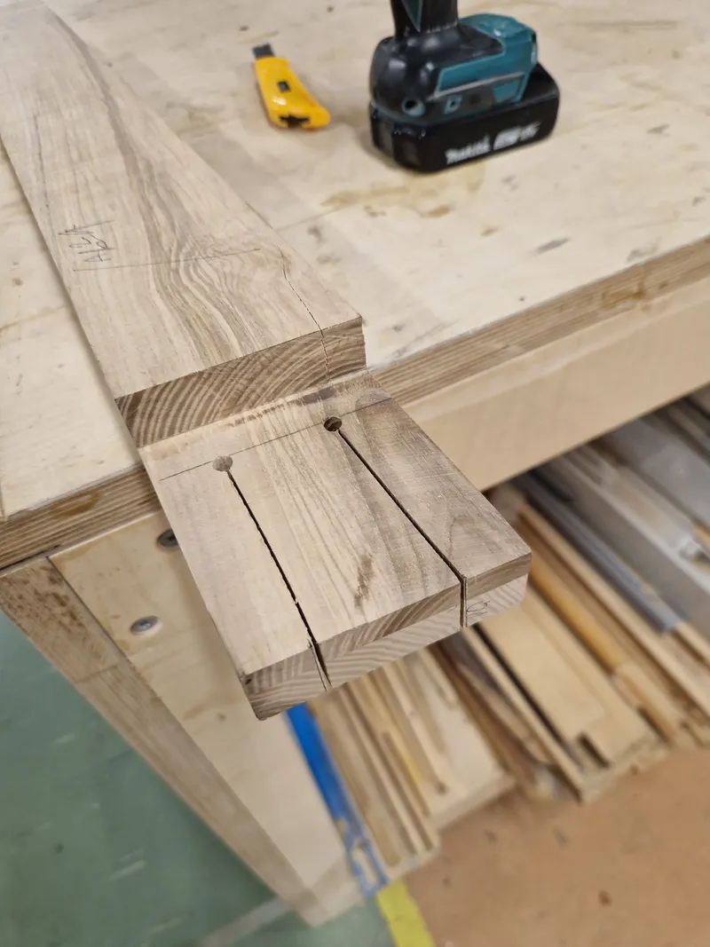 Dining Table Mk2 — Table legs Assembly (1)