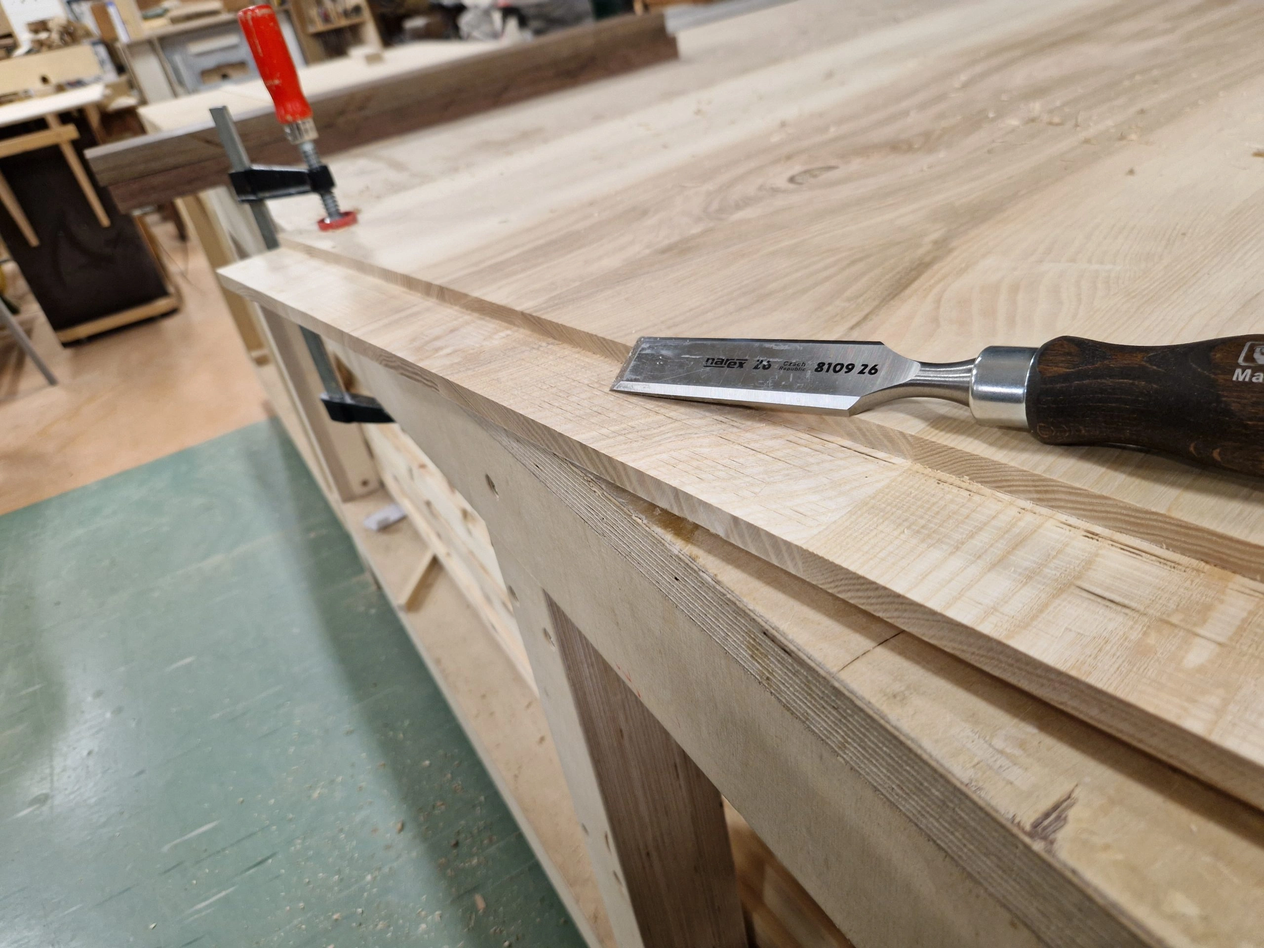 Office Desk — 10