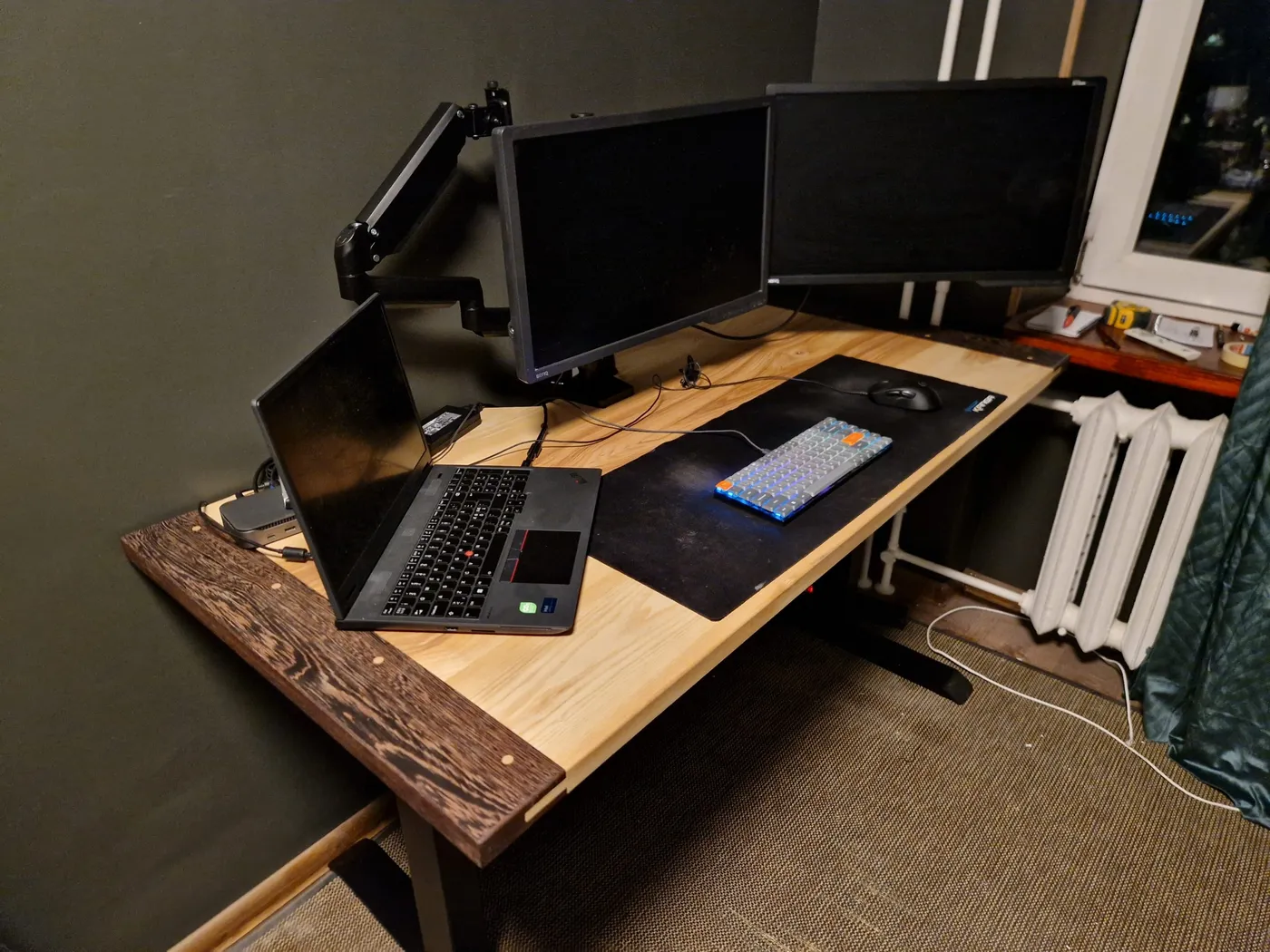 Office Desk — 25