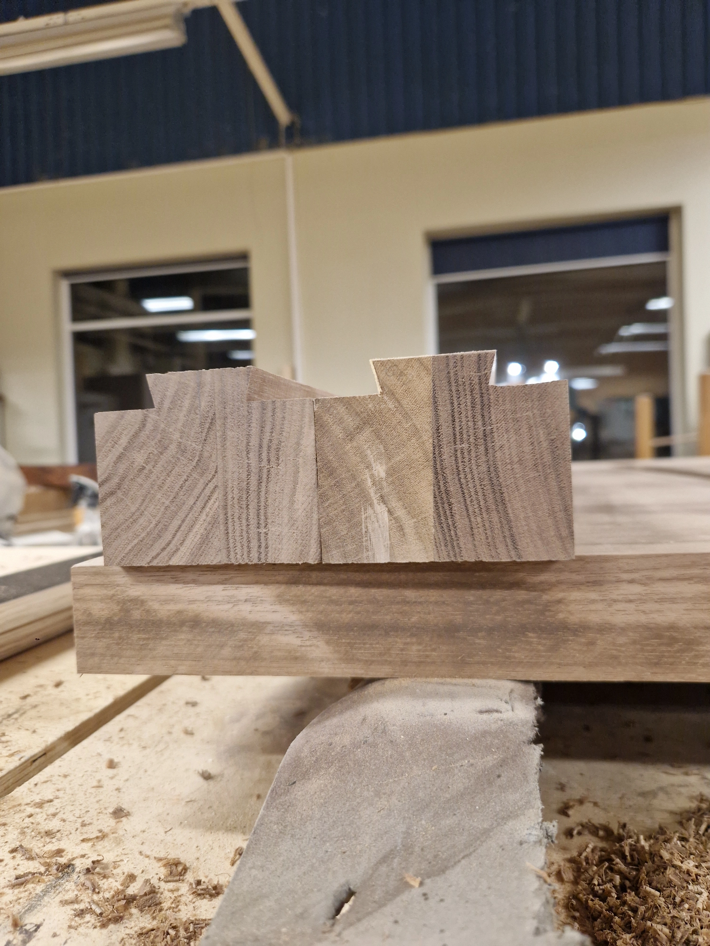 Dining Table MKII — Tabletop Attaching battens — 6
