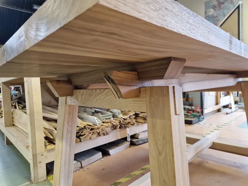 Dining Table Mk2 — The Last Cuts Connecting Top & Frame, Patching (8)