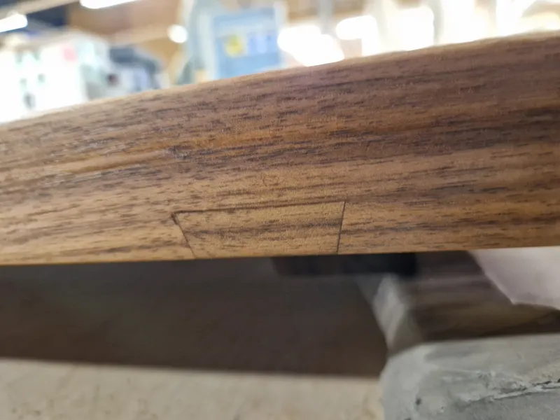 Dining Table Mk2 — Final Oiling & Assembly (6)