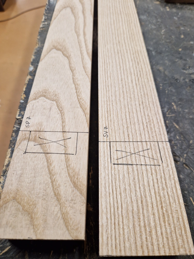 Bookshelf MKII — Tenons Legs (2)