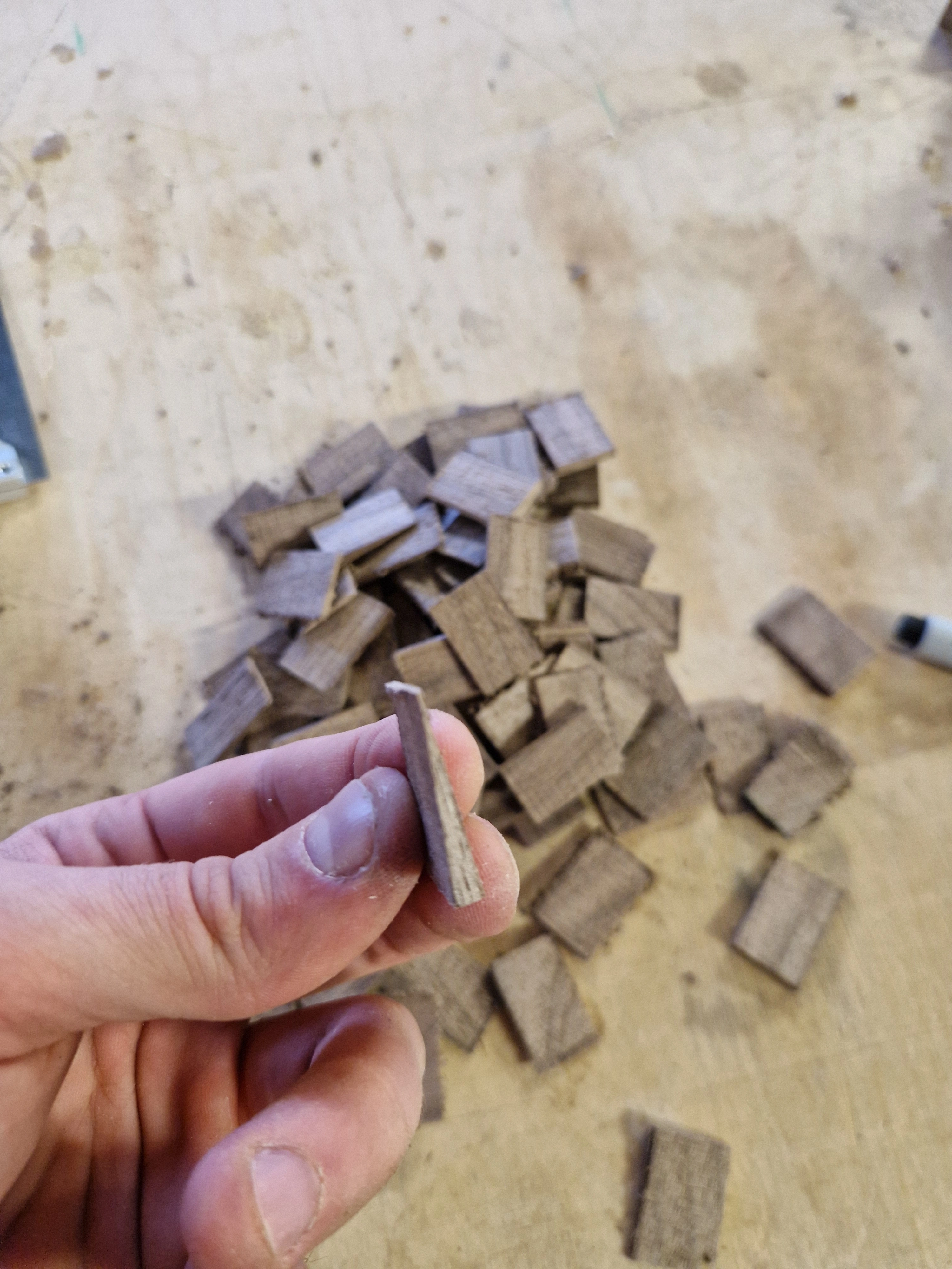 Bookshelf MKII — Assembly Legs — 2