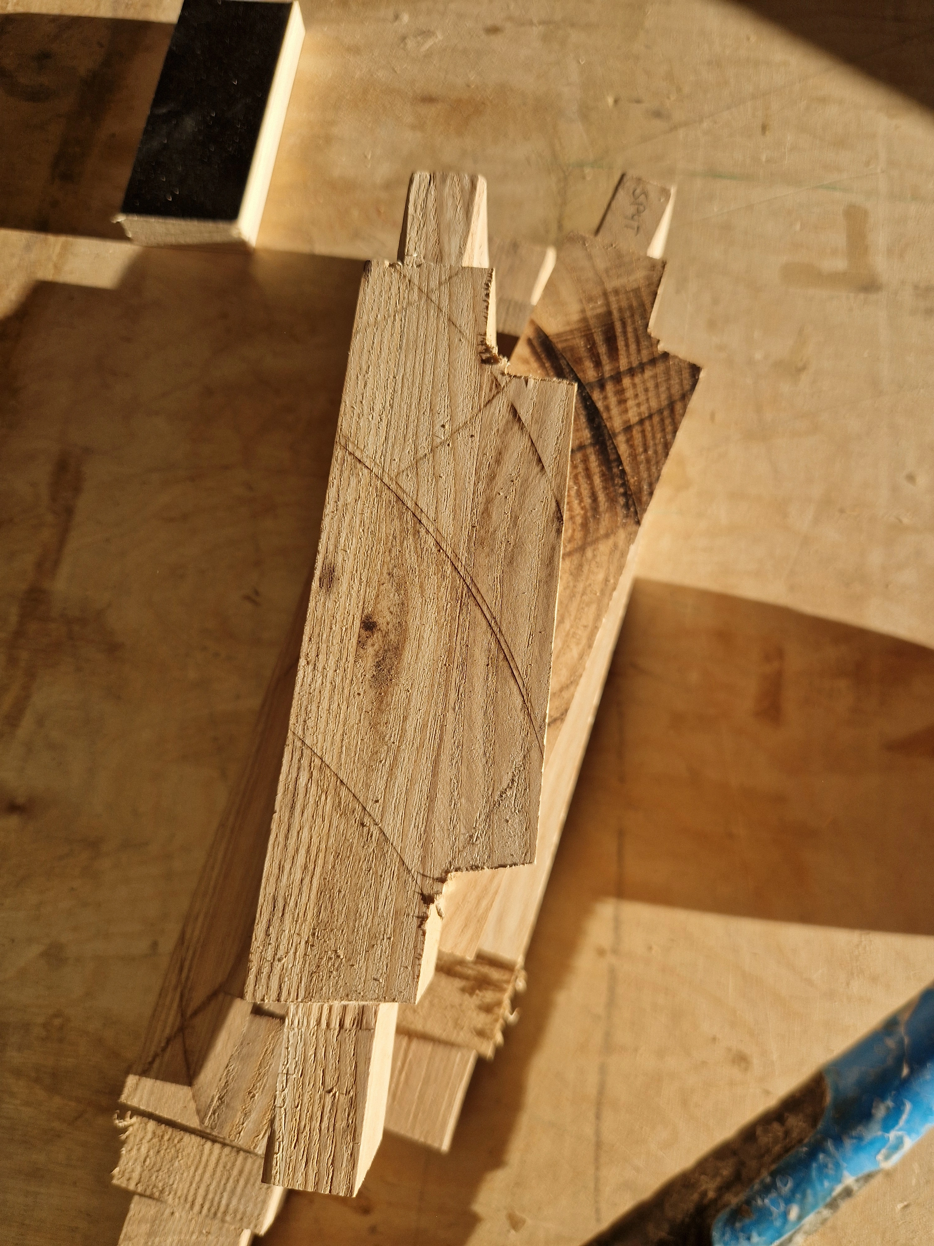 Bookshelf MKII — Shaping Horizontal Connectors — 2