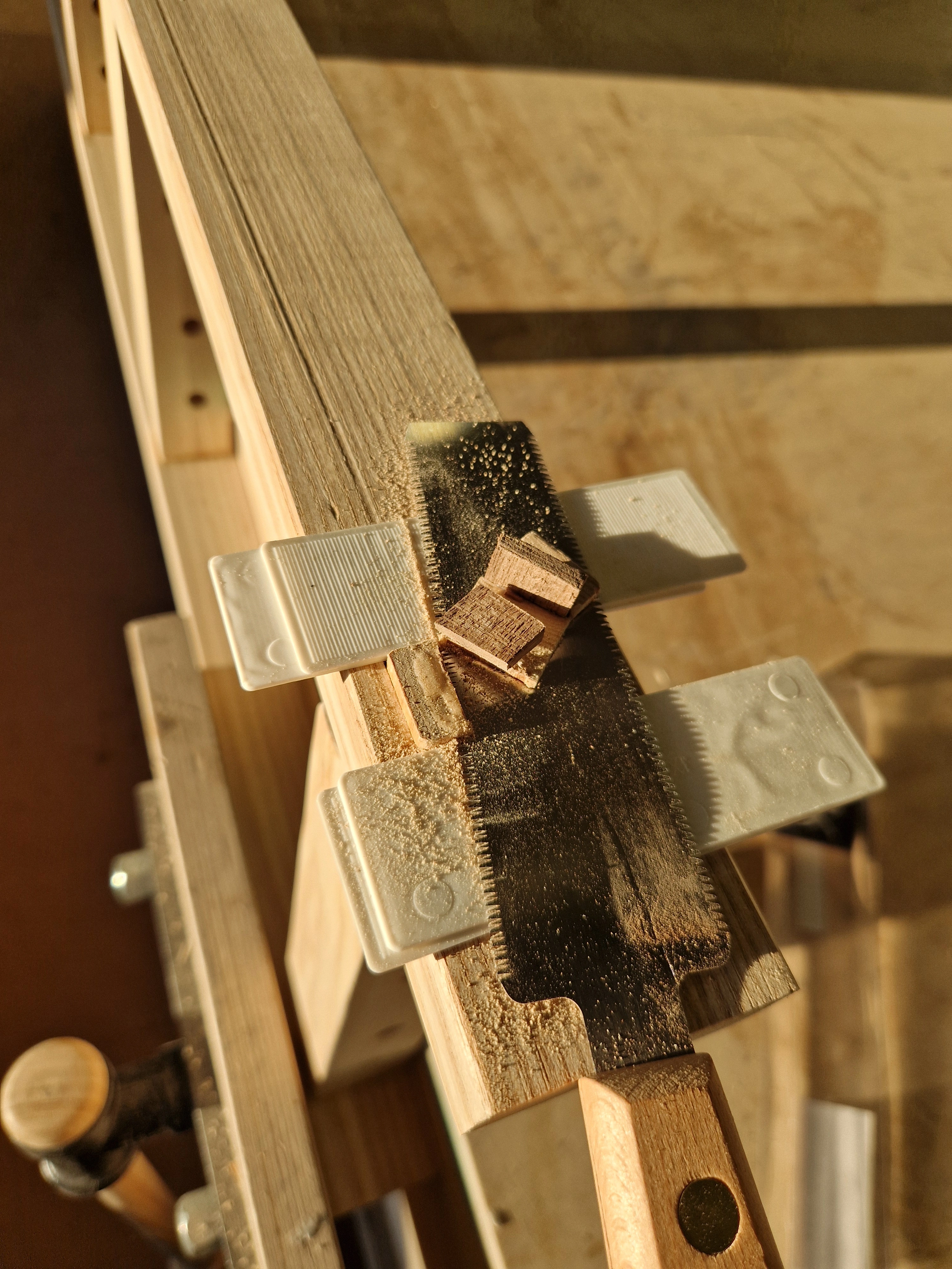 Bookshelf MKII — Assembly Legs — 5