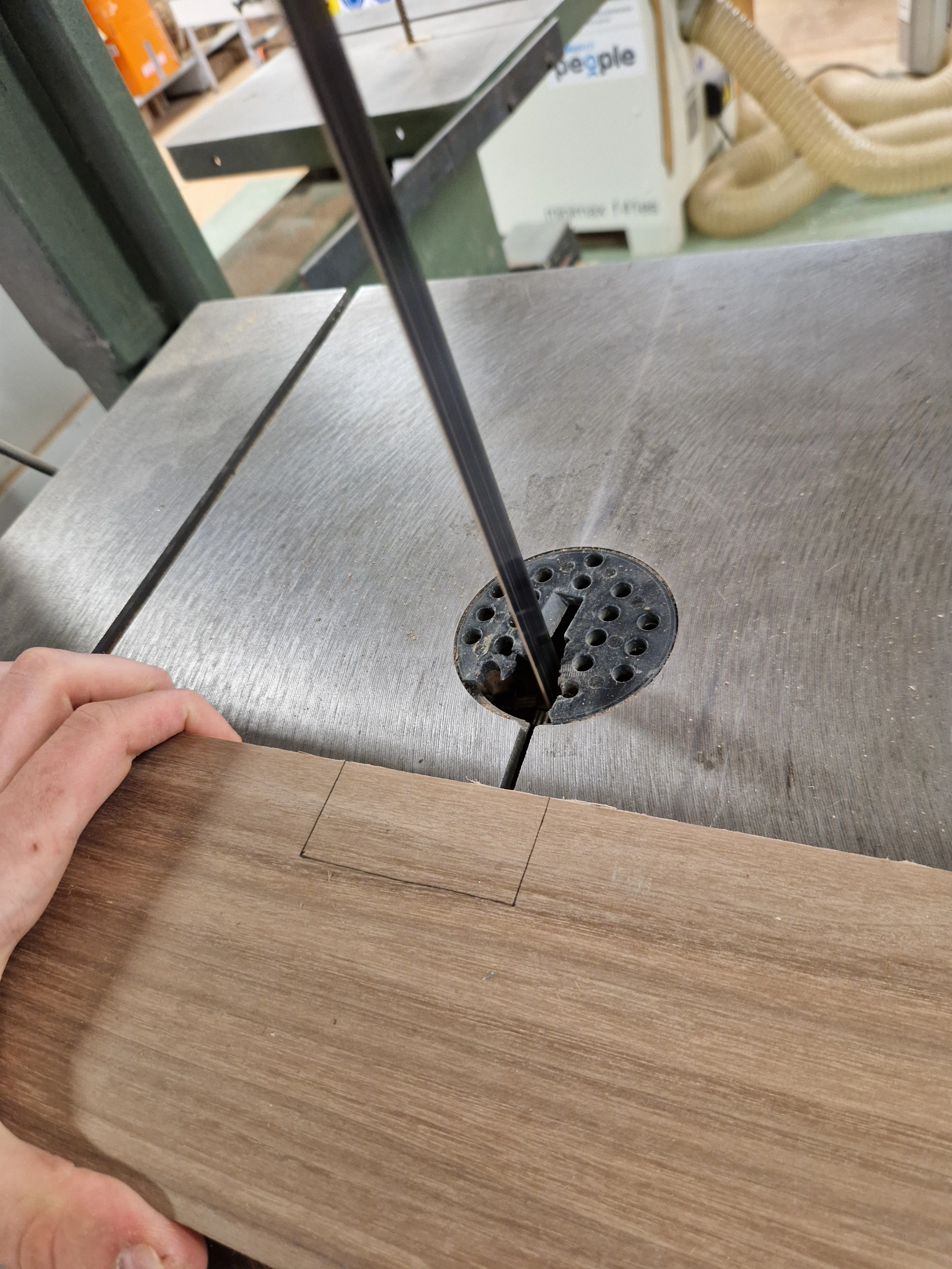 Bookshelf MKII — Shaping Shelves — 3