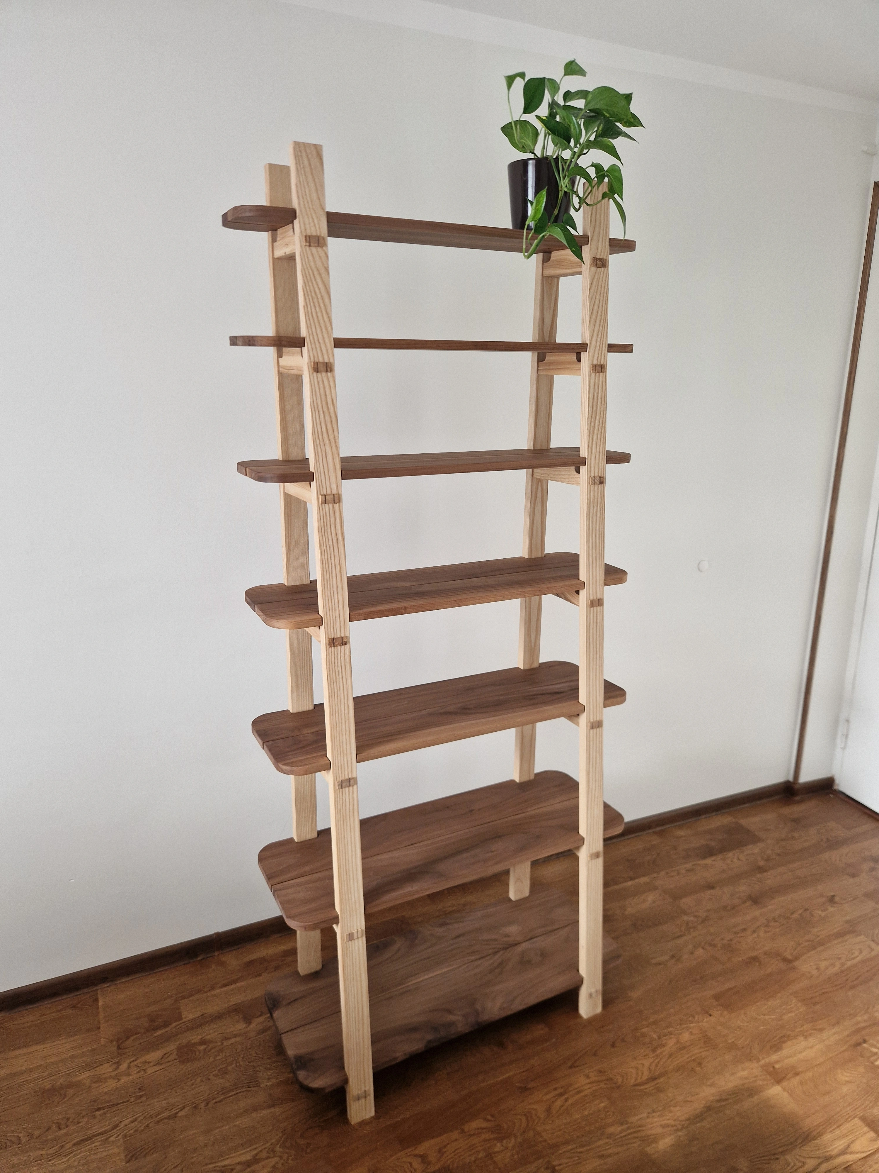 Bookshelf MKII — 6