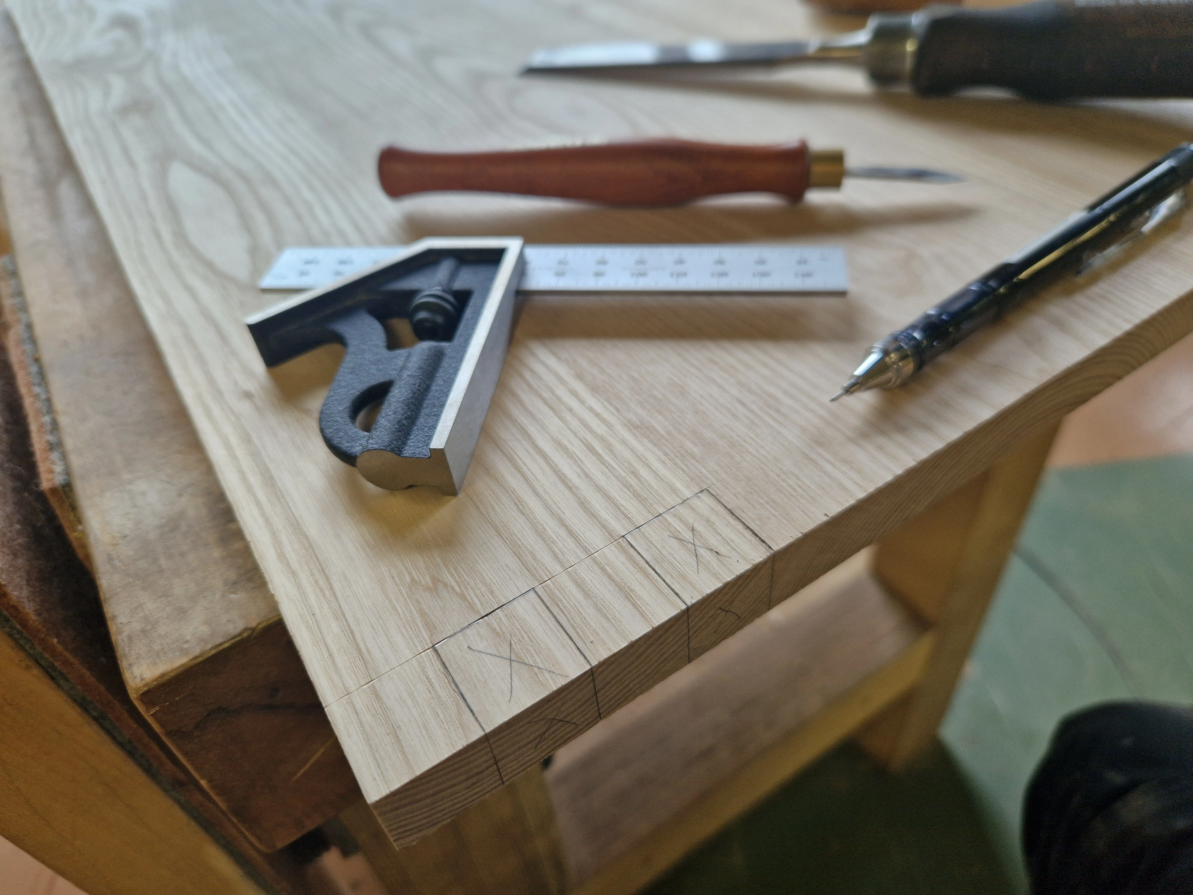 Dresser — Joinery Stretchers — 3
