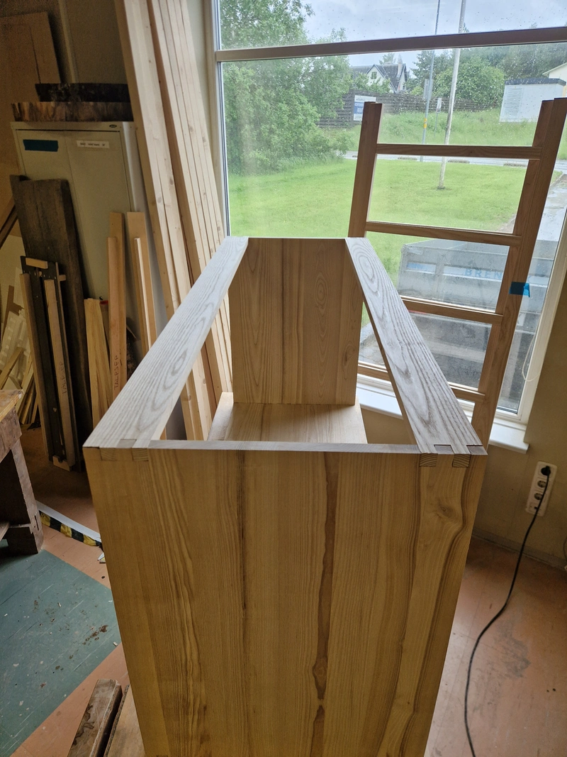 Dresser — Joinery Stretchers (7)