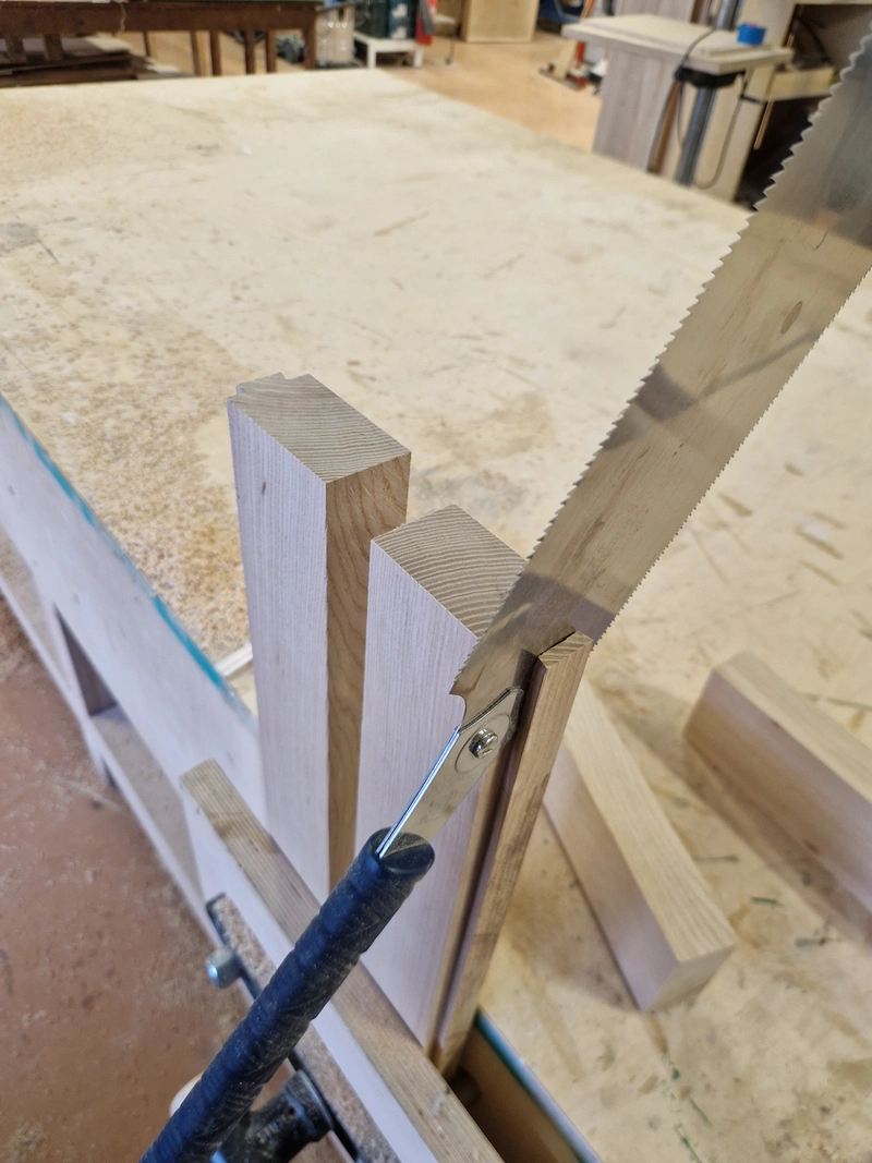 Dresser — Joinery Legs (4)