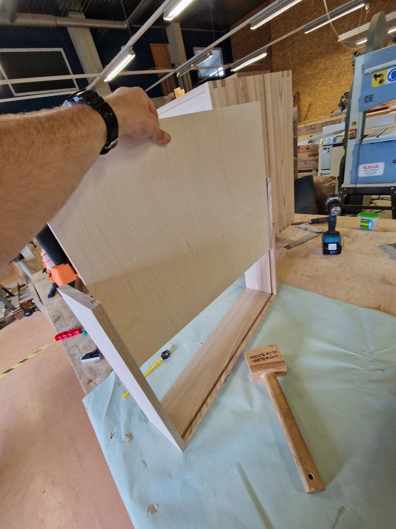 Dresser — Assembly Drawerboxes (7)