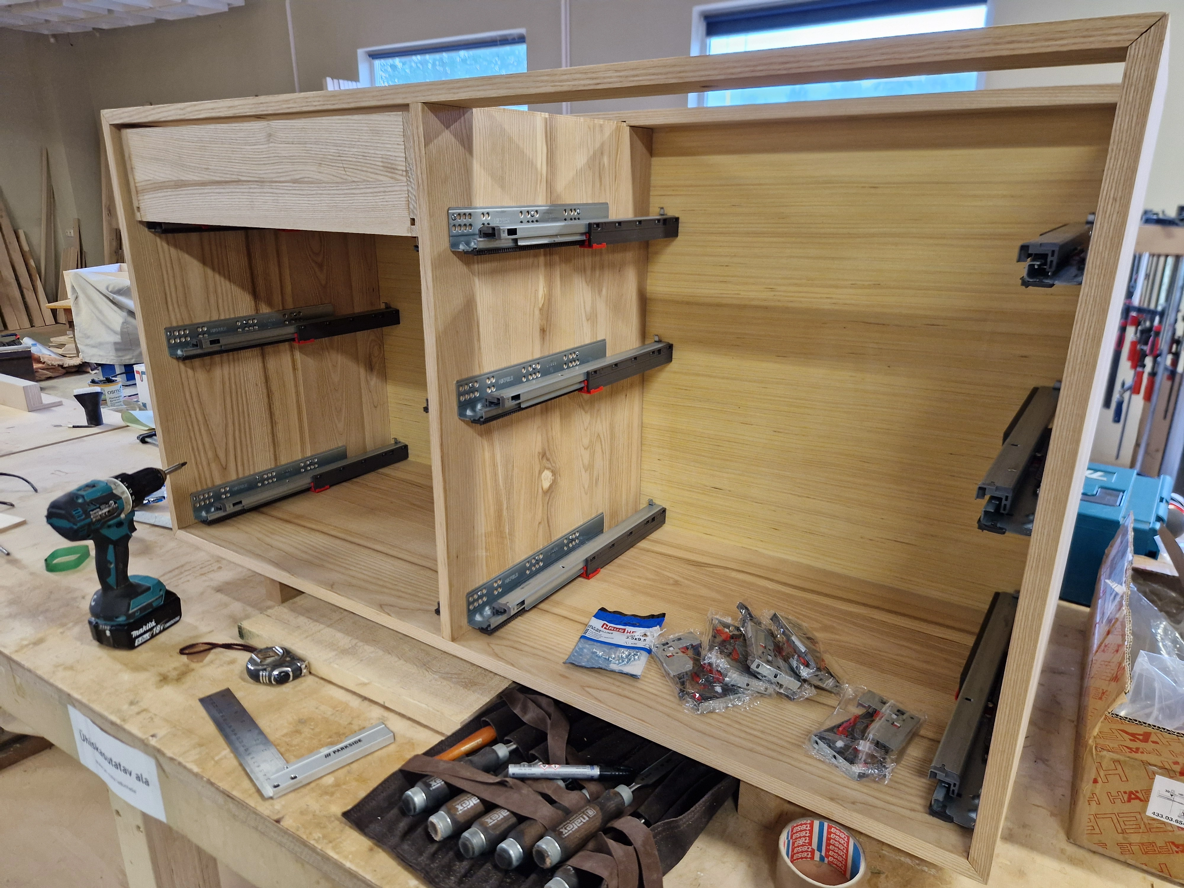 Dresser — Assembly Drawerboxes — 10
