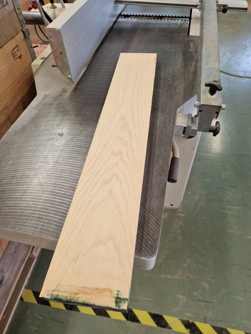 Dresser — Shaping Drawer pulls (1)