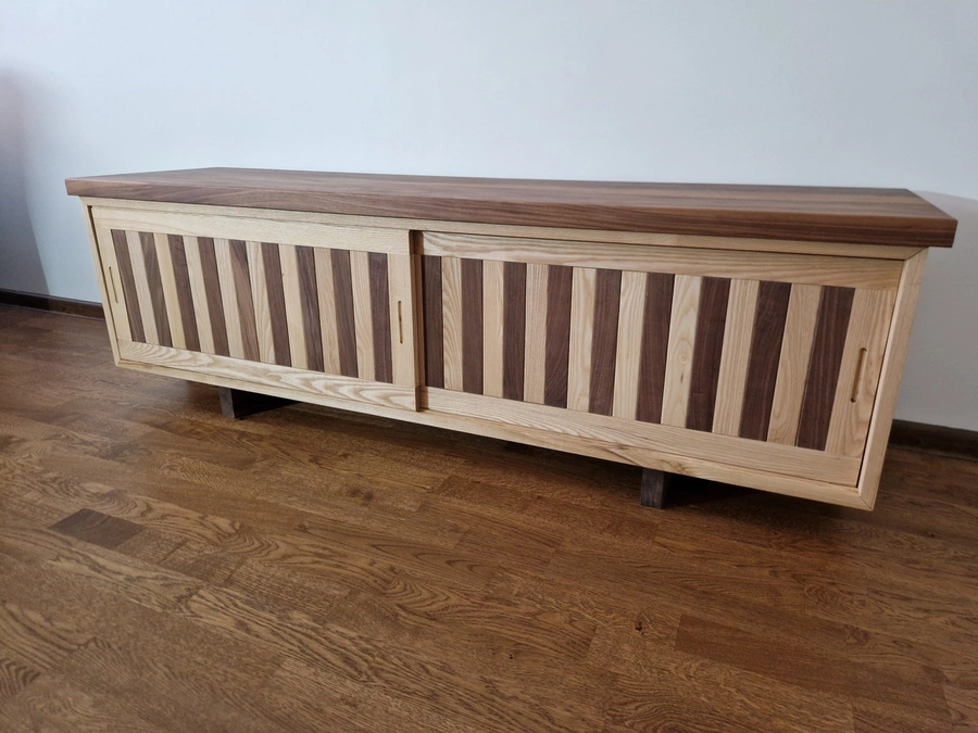 Credenza