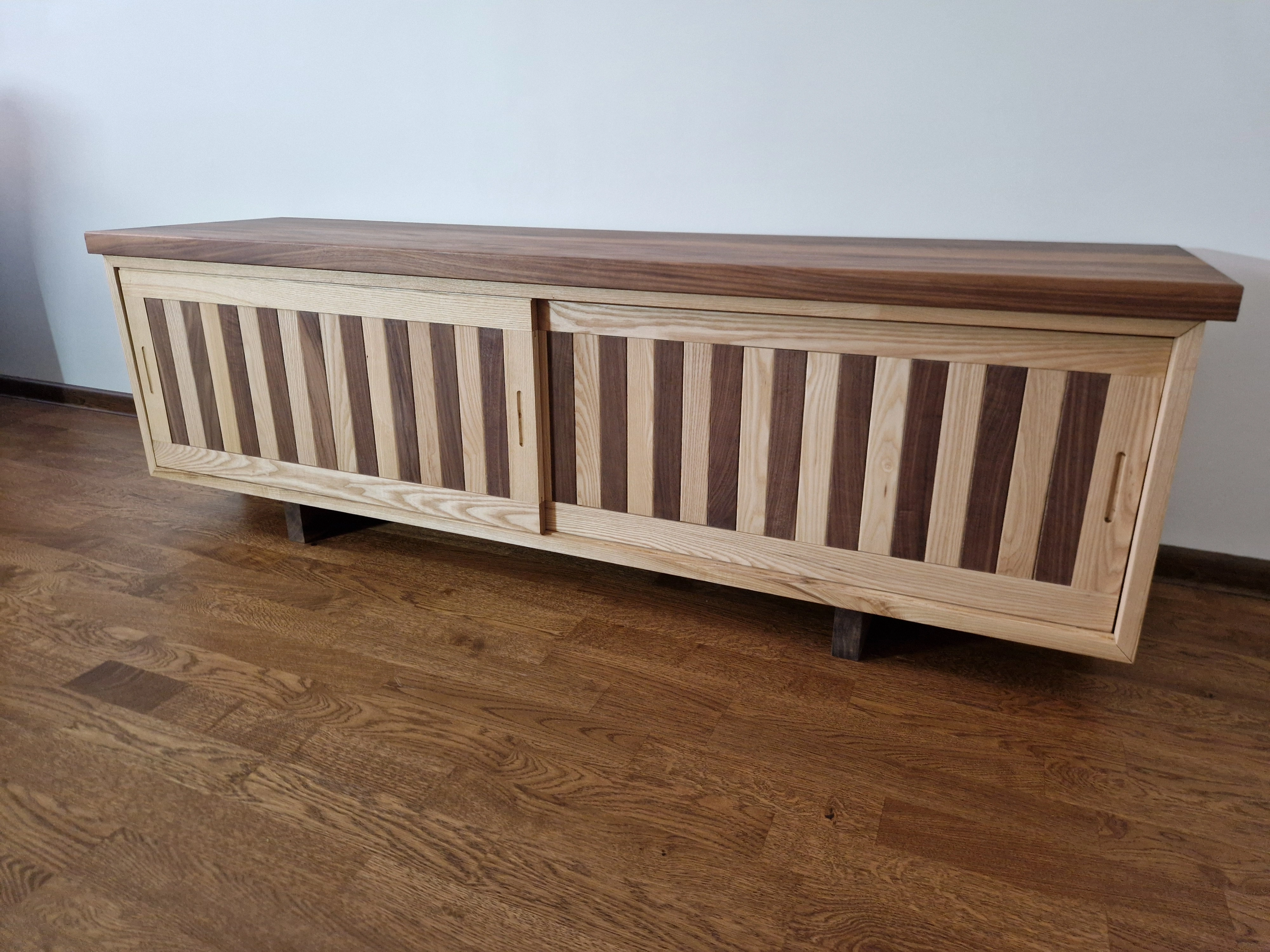 Credenza